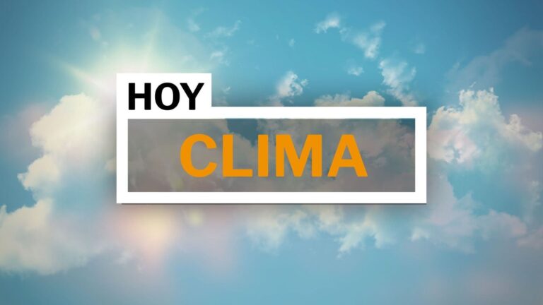 Vista de la ciudad de Encarnación con cielo despejado