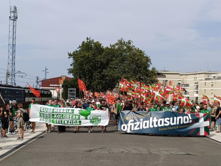 Movilización en apoyo a Euskal Selekzioa en capital vasca