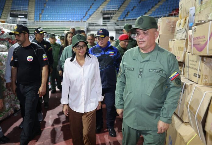 delcy-rodriguez-supervisa-recuperacion-infraestructura-norte-venezuela Delcy Rodríguez recorriendo zona afectada por terremotos en Macuto, Venezuela