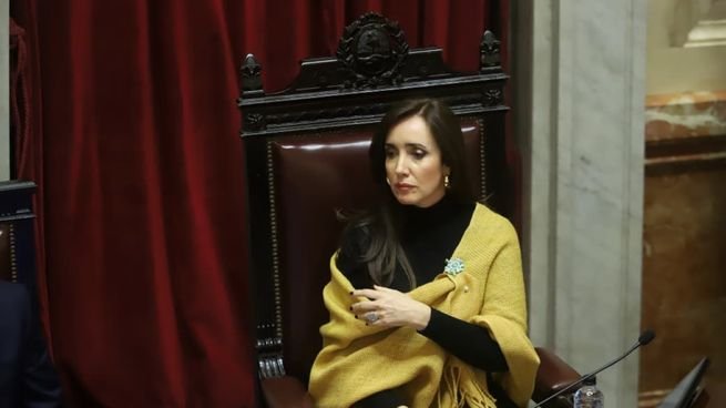 Victoria Villarruel en el Senado durante una sesión
