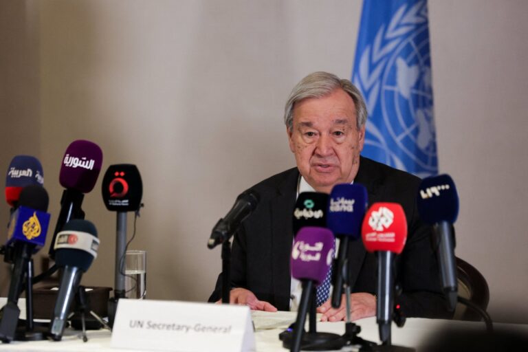 António Guterres durante conferencia de prensa en Damasco