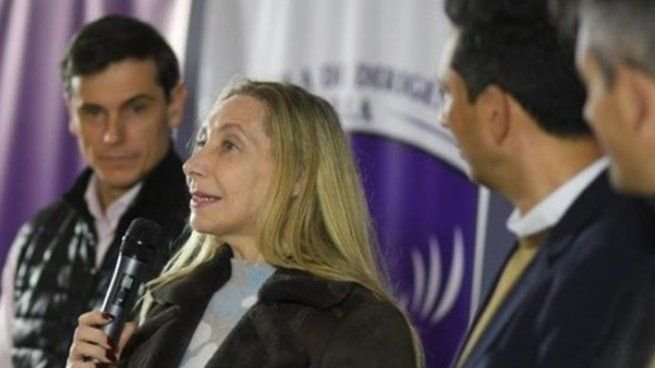 karina-milei-lanzo-la-escuela-de-dirigentes-de-lla-en-misiones-y-fijo-como-objetivo-la-reeleccion-en-2027-1 Karina Milei durante el lanzamiento de la Escuela de Dirigentes de La Libertad Avanza en Posadas, Misiones