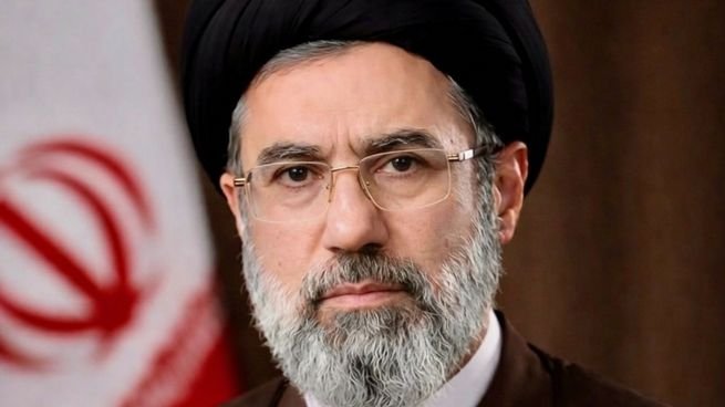 mojtaba-khamenei-venganza-muerte-padre-eeuu-israel Mojtaba Khamenei durante un discurso