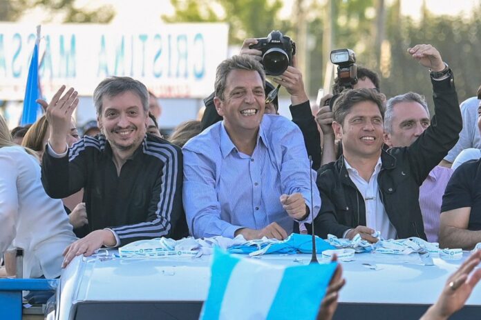 Sergio Massa en su oficina en avenida Del Libertador