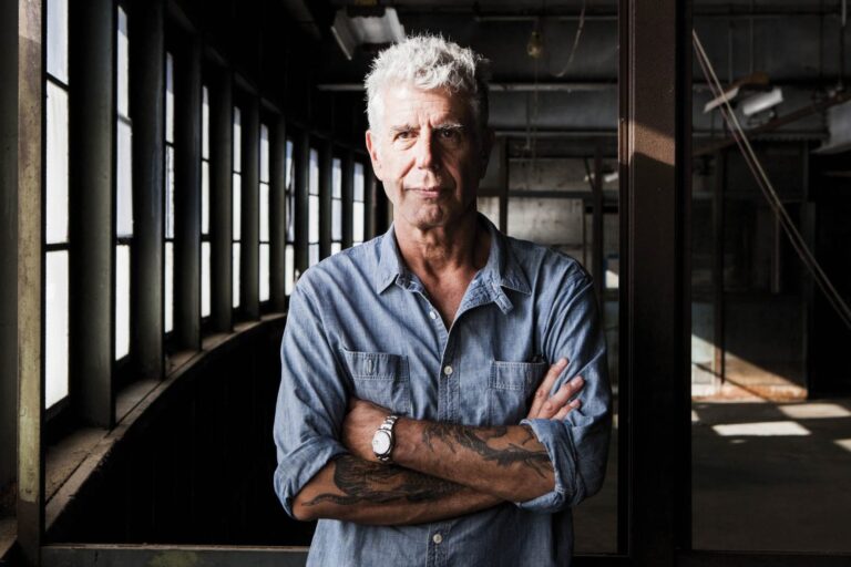 Anthony Bourdain en una escena de su programa Parts Unknown