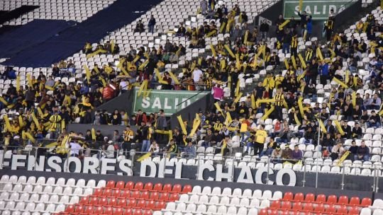 Estadio Defensores del Chaco en Asunción durante un partido de fútbol