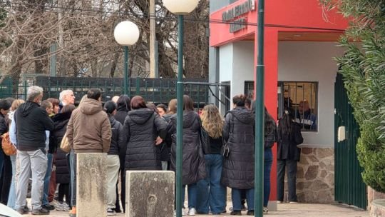 Fachada del jardín de infantes parroquial Niño Dios en Villa Carlos Paz