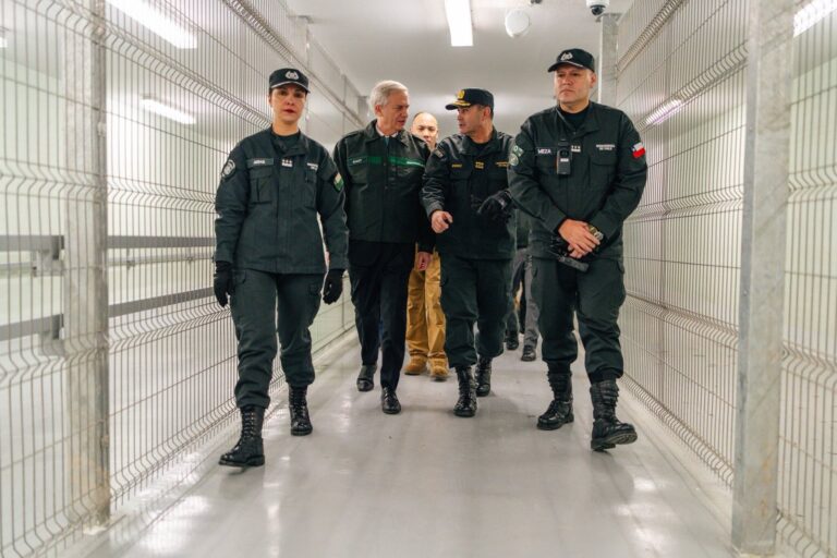Reos de alta peligrosidad trasladados al penal La Laguna en Talca