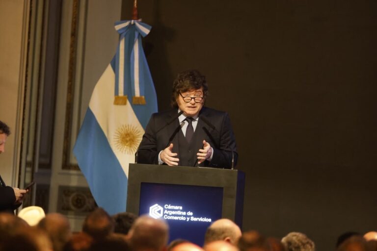 Javier Milei en una reunión de gobierno