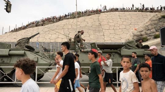 Menores migrantes en las calles de Ceuta