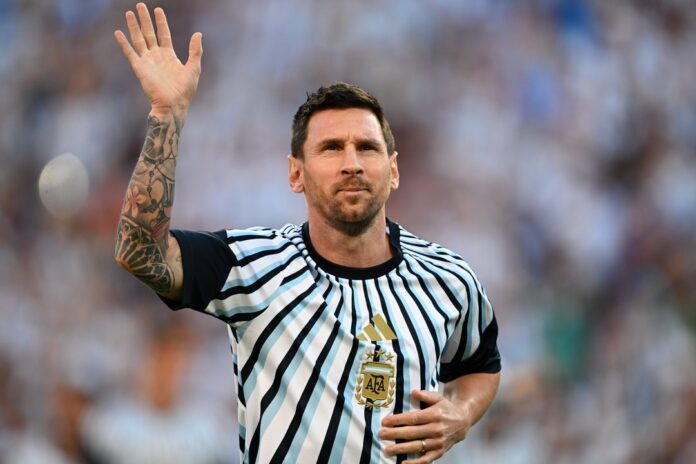 Lionel Messi con la camiseta de la Selección argentina