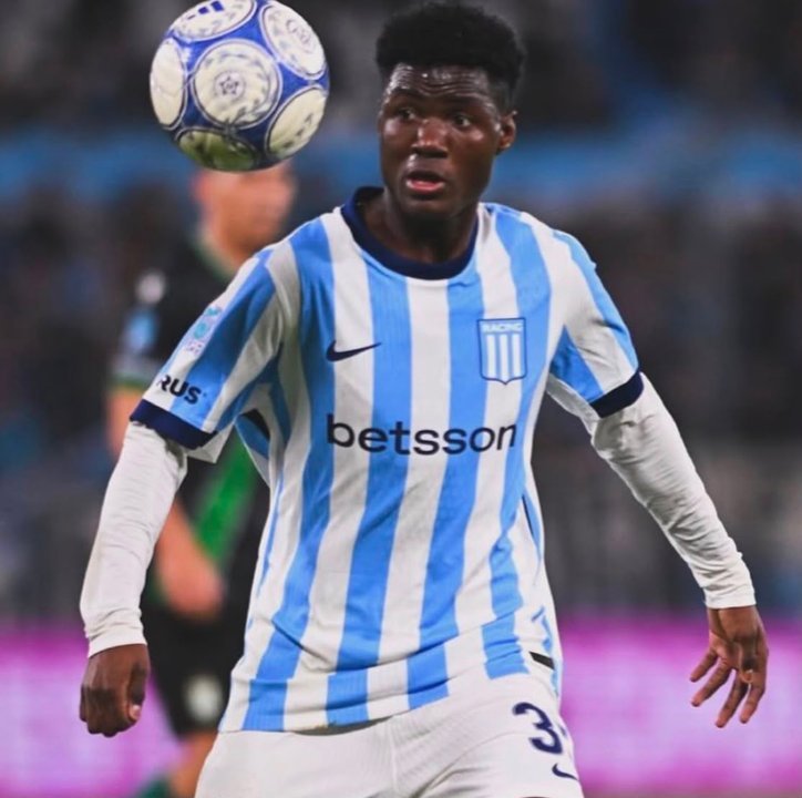 Alberto Campo durante su debut con Racing ante Banfield