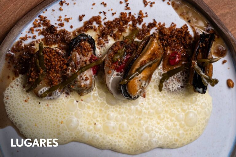 Plato Costa y Huerta del restaurante Crujiente en Ushuaia