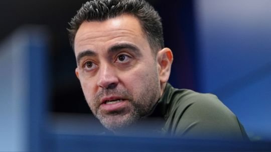 Xavi Hernández durante su presentación como director técnico de la Selección de Países Bajos