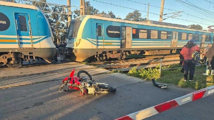 accidentes-transito-tres-de-cada-cuatro-victimas-son-varones Motociclista circulando en una ruta argentina