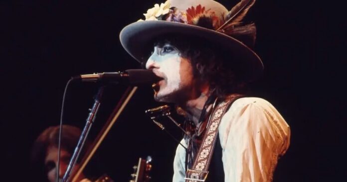 Bob Dylan durante la Rolling Thunder Revue
