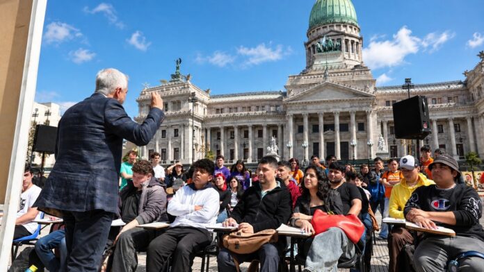 gremios-universitarios-ratifican-marcha-federal-15-octubre-fallo-judicial Marcha Federal Universitaria