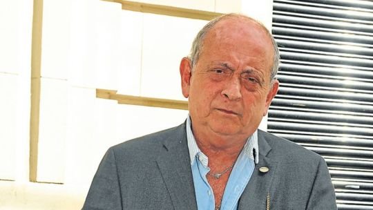 homenaje-a-samuel-chiche-gelblung-recuerdos-de-una-militante-tucumana-2 Imagen ilustrativa de Samuel Chiche Gelblung en un estudio de televisión
