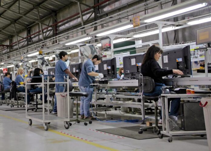 Gráfico de evolución del empleo y la actividad económica en Argentina