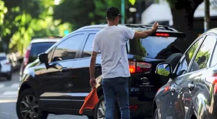 senado-santa-fe-aprobo-ley-prohibe-cuidacoches Sesión del Senado de Santa Fe donde se aprobó la ley que prohíbe a los cuidacoches