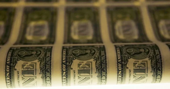 Cotizaciones del dólar oficial, blue, turista, mayorista y Contado con Liqui en Argentina