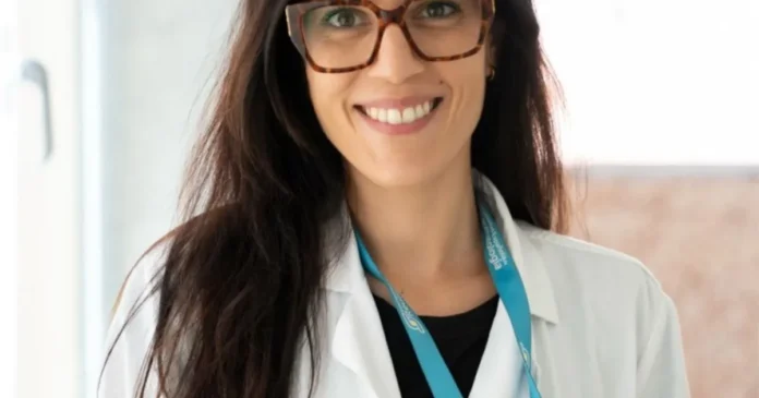 Laura Berbel, reumatóloga del Hospital Universitari de Bellvitge y portavoz de la Sociedad Española de Reumatología